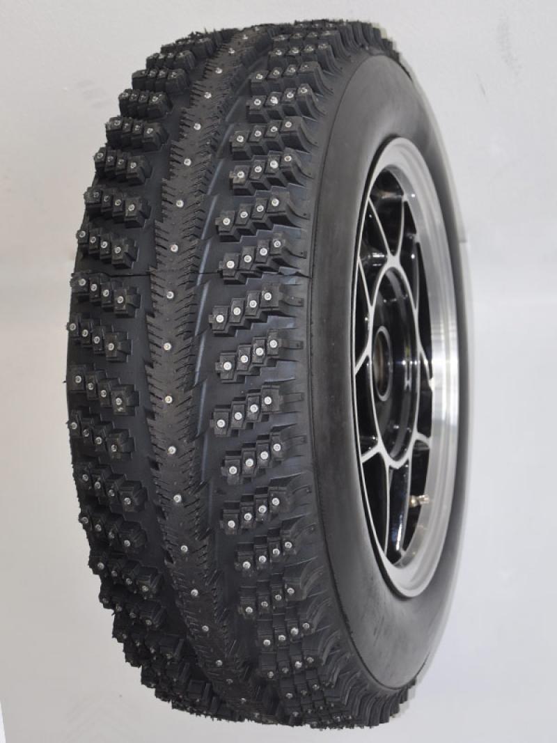 Rallye SpikeReifen 16"